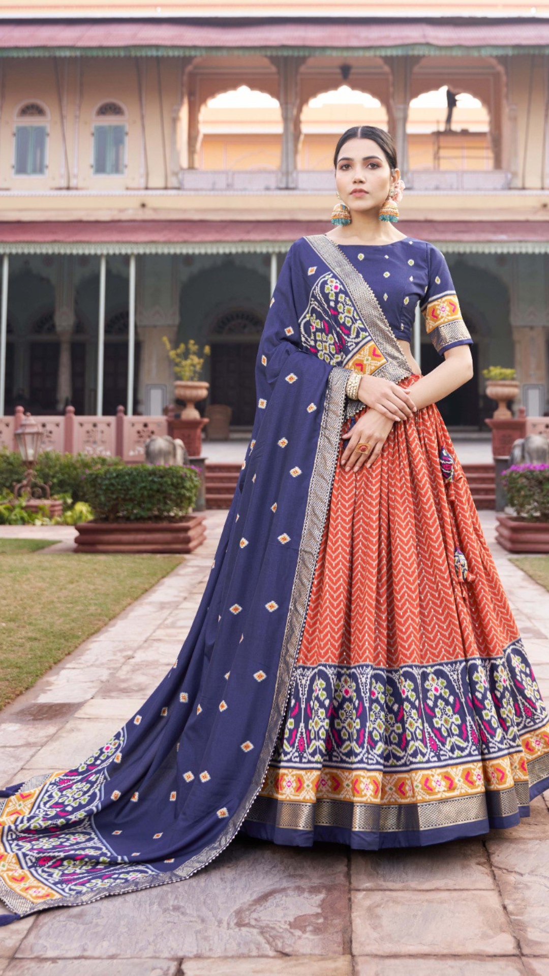 NIDHI :TUSSAR SILK LENGHA
