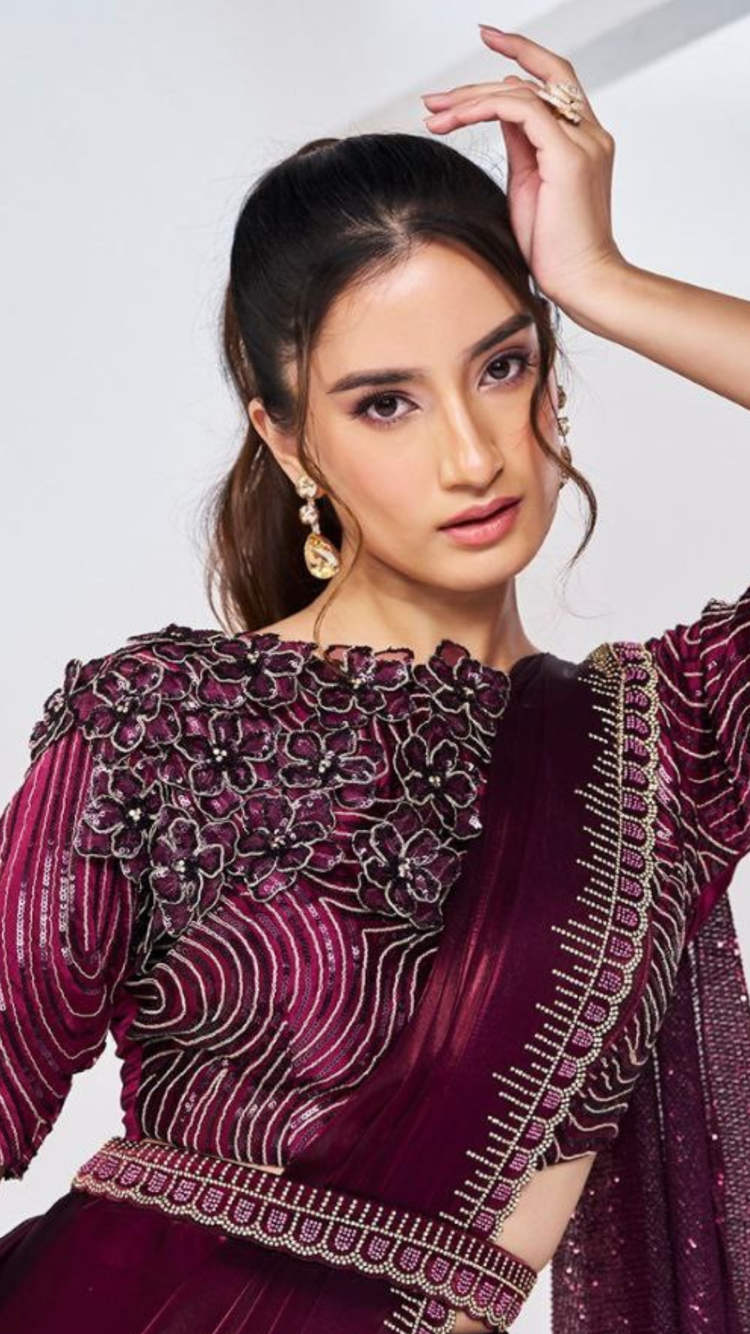 PEHNAAVA LUXE SAREE
