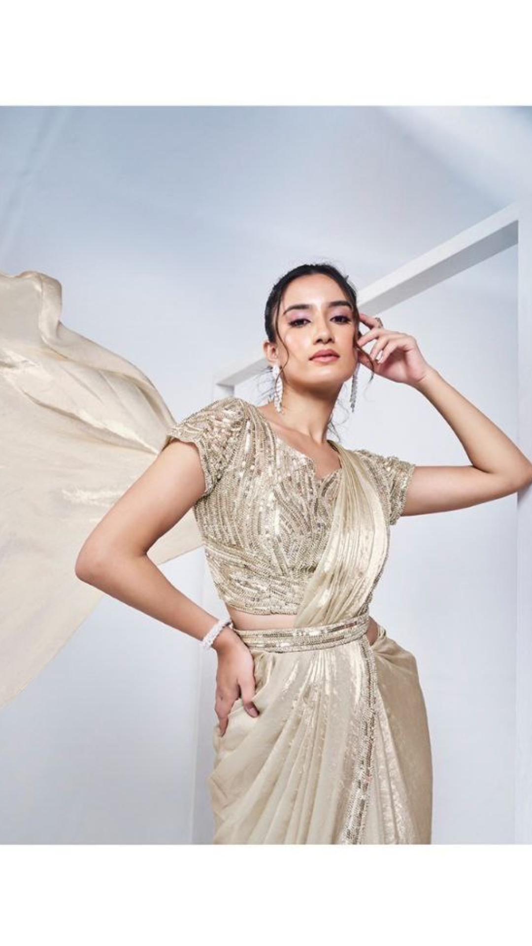 LEHZA LUXE : A TOUCH OF GRACE IN EVERY DRAPE